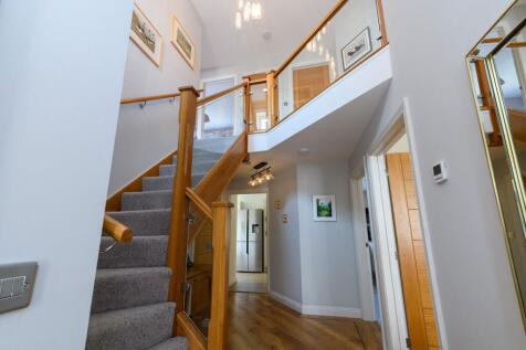 Galleried landing