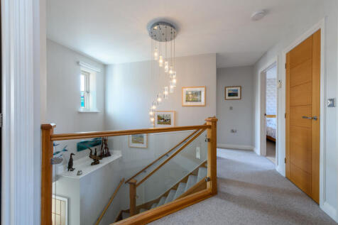Galleried landing