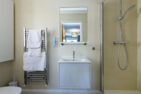 En-suite shower room