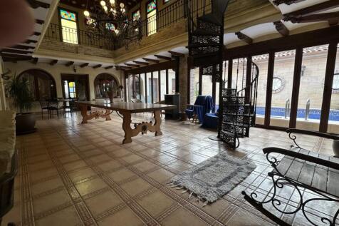 Property Image 11