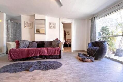 Property Image 39