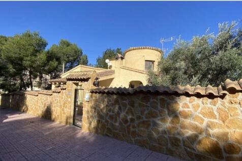 Property Image 4