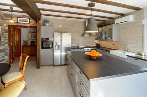 Property Image 29