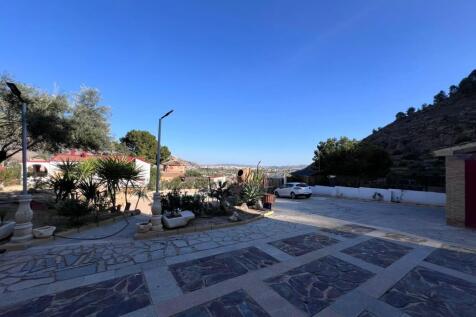 Property Image 12