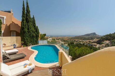 Property Image 4