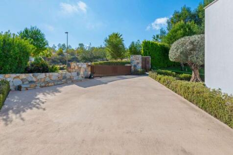 Property Image 9