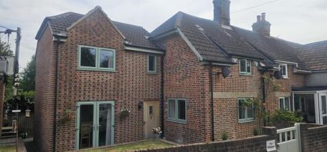 thecottagefront3.jpg