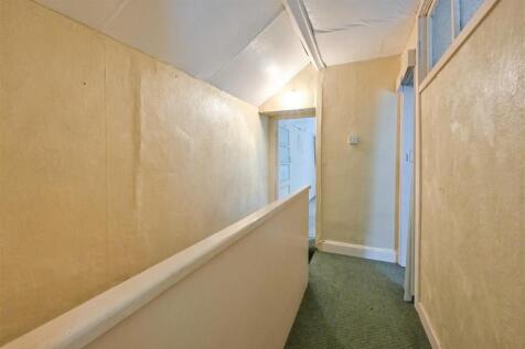 310725 Laura Place, Box Hill, Corsham     025.JPG