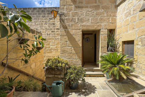 Property Image 28