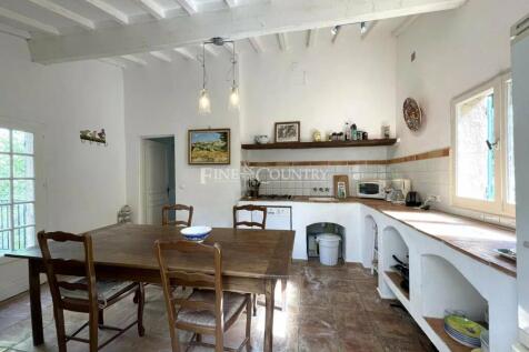Guest house