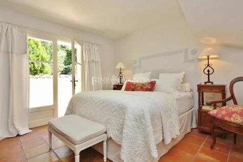 Bedroom Tile