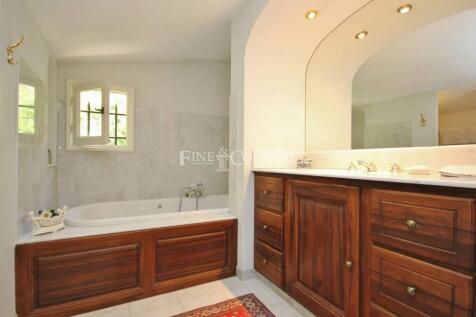 Bathroom Tile