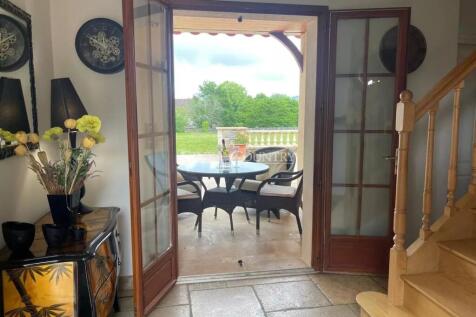 Property Image 12