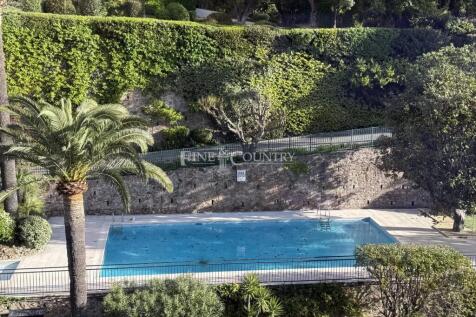 Shared pool - secured with Gardien 