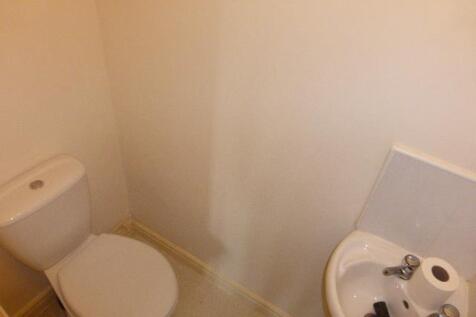 Cloakroom/wc