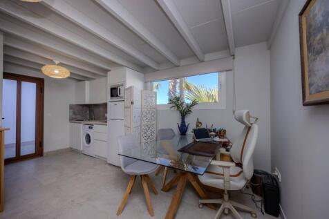 Property Image 28
