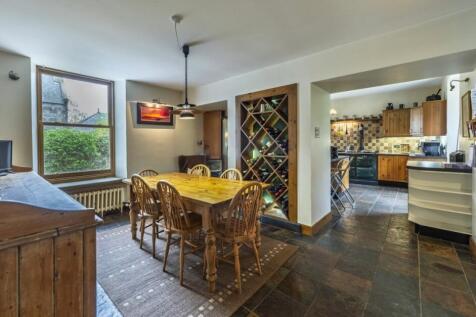 Breakfast Room