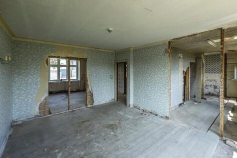 Dining/Kitchen