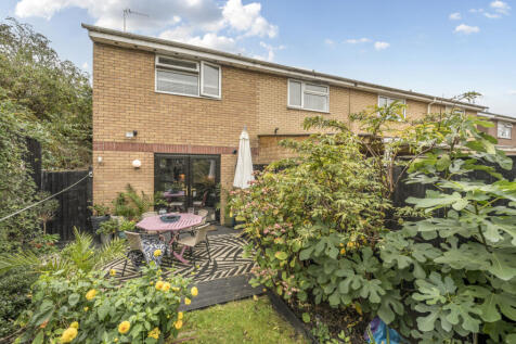 1364371-5-68e7a54...