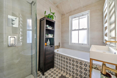 1350486-16-68d273...