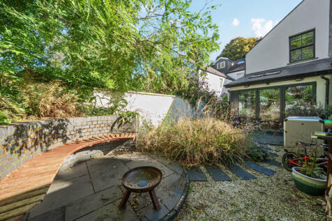 1350486-7-68d2741...