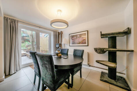 1386733-10-6932e3...