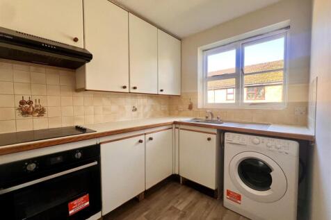 Kitchen side angle