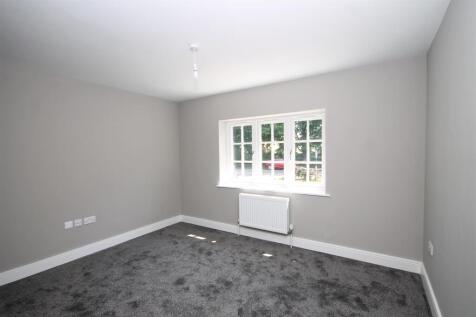bedroom3.JPG