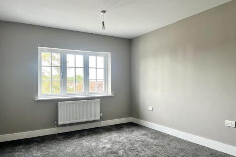 Bedroom 3.jpg