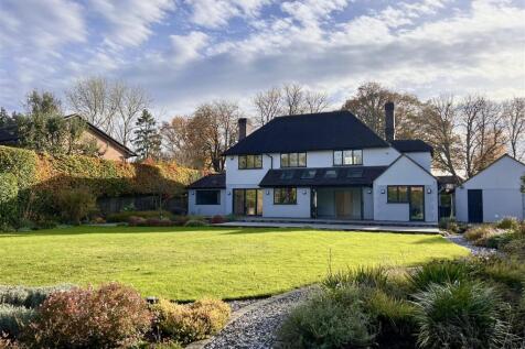 Autumnal Rear Garden.jpg