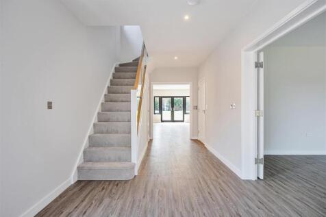 Hallway.jpg