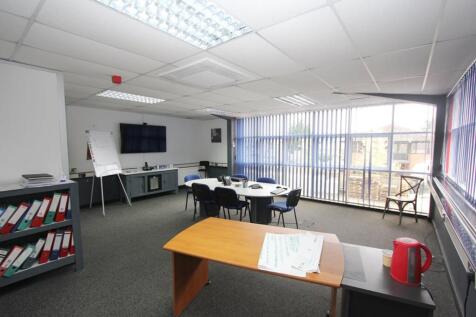 Office 1.JPG