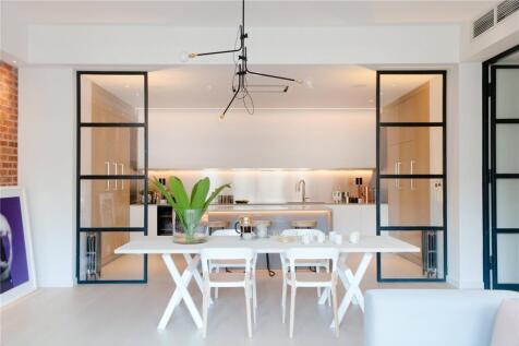 Kitchen/Dining Area