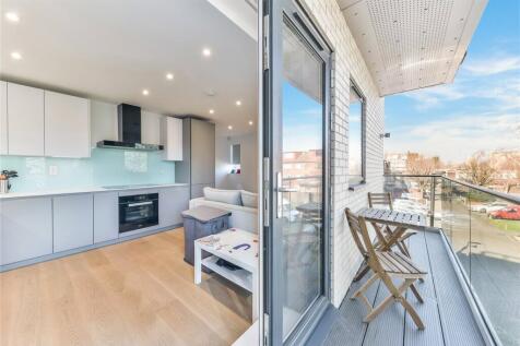 Kitchen / Balcony