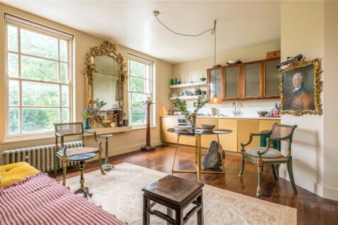Reception/Kitchen