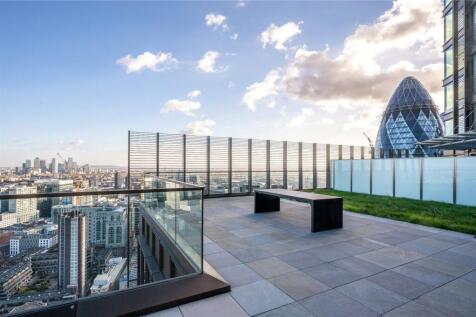 Comm Roof Terrace