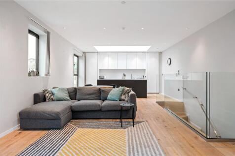 Reception/ Kitchen
