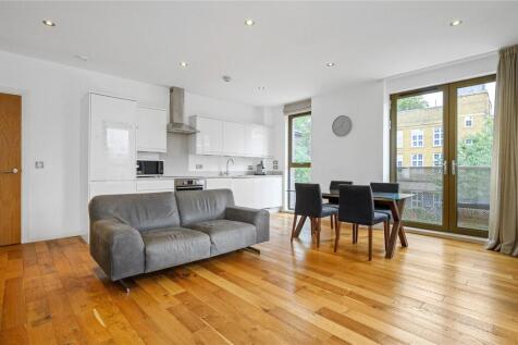 Reception / Kitchen