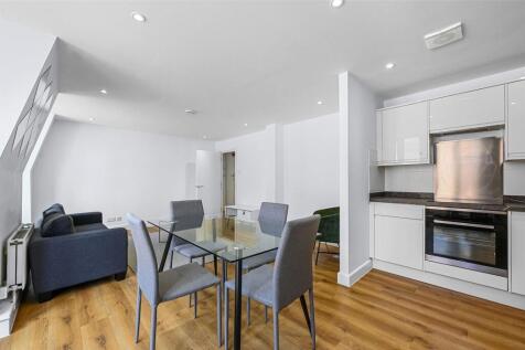 Reception / Kitchen