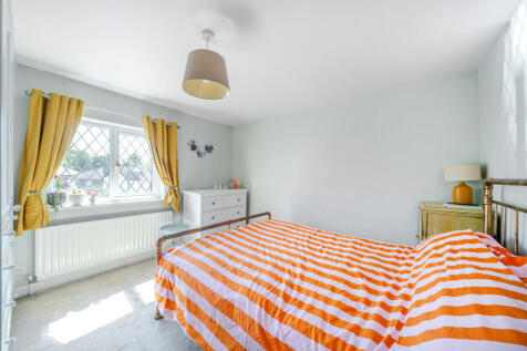 1306803-2-6852dde...