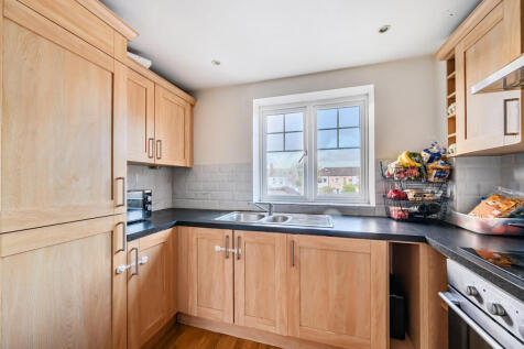 1373535-3-6900ec5...