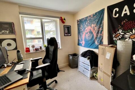 second bedroom