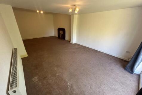 Rear Lounge 2