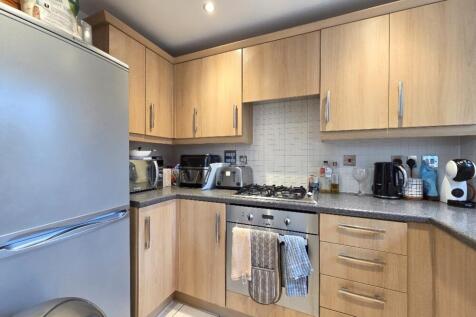 20251014_150327_resized