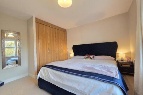 20251119_152832_resized