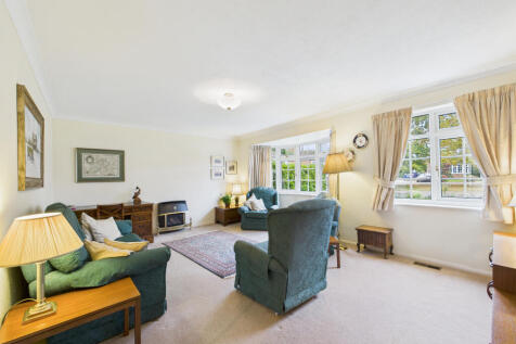 CAM01354G0-PR0607-STILL014