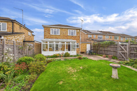 CAM01354G0-PR0608-STILL002