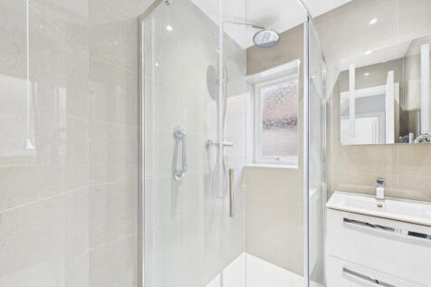 CAM02536G0-PR0022-STILL002