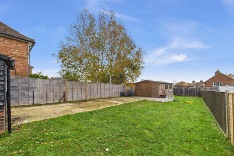 CAM02536G0-PR0022-STILL012