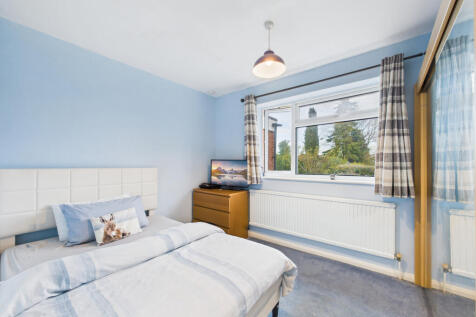 CAM01354G0-PR0617-STILL005